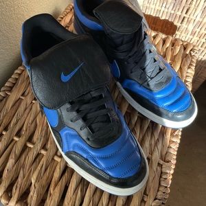 Nike tiempo mid mens size 12